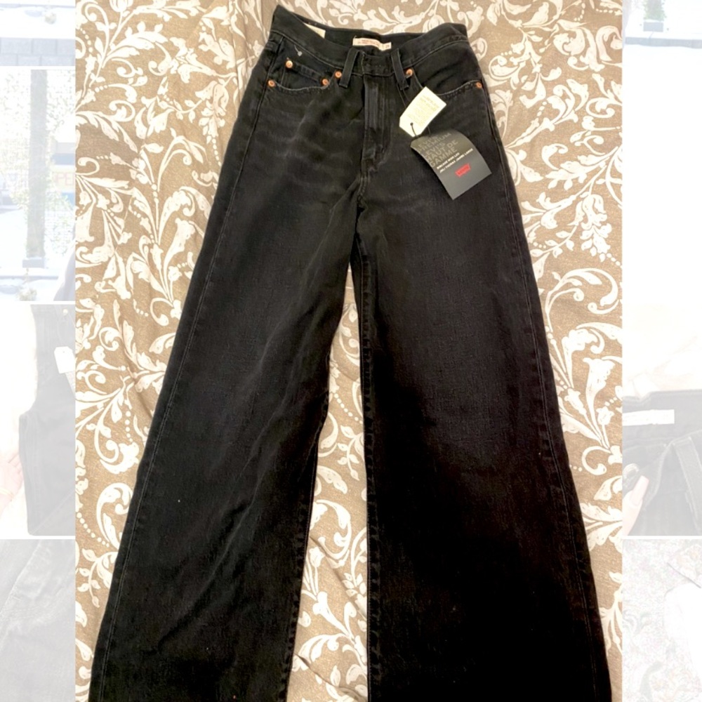 Levi’s ribcage wide-leg